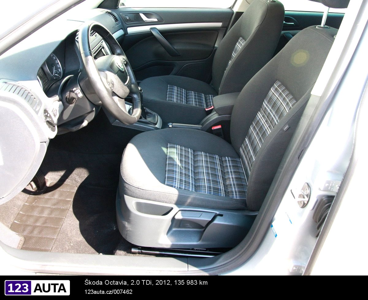 Škoda Octavia II, 2012 - pohled č. 14