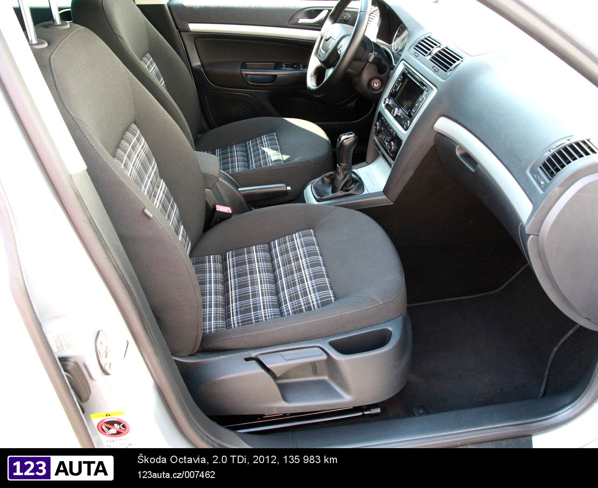 Škoda Octavia II, 2012 - pohled č. 16