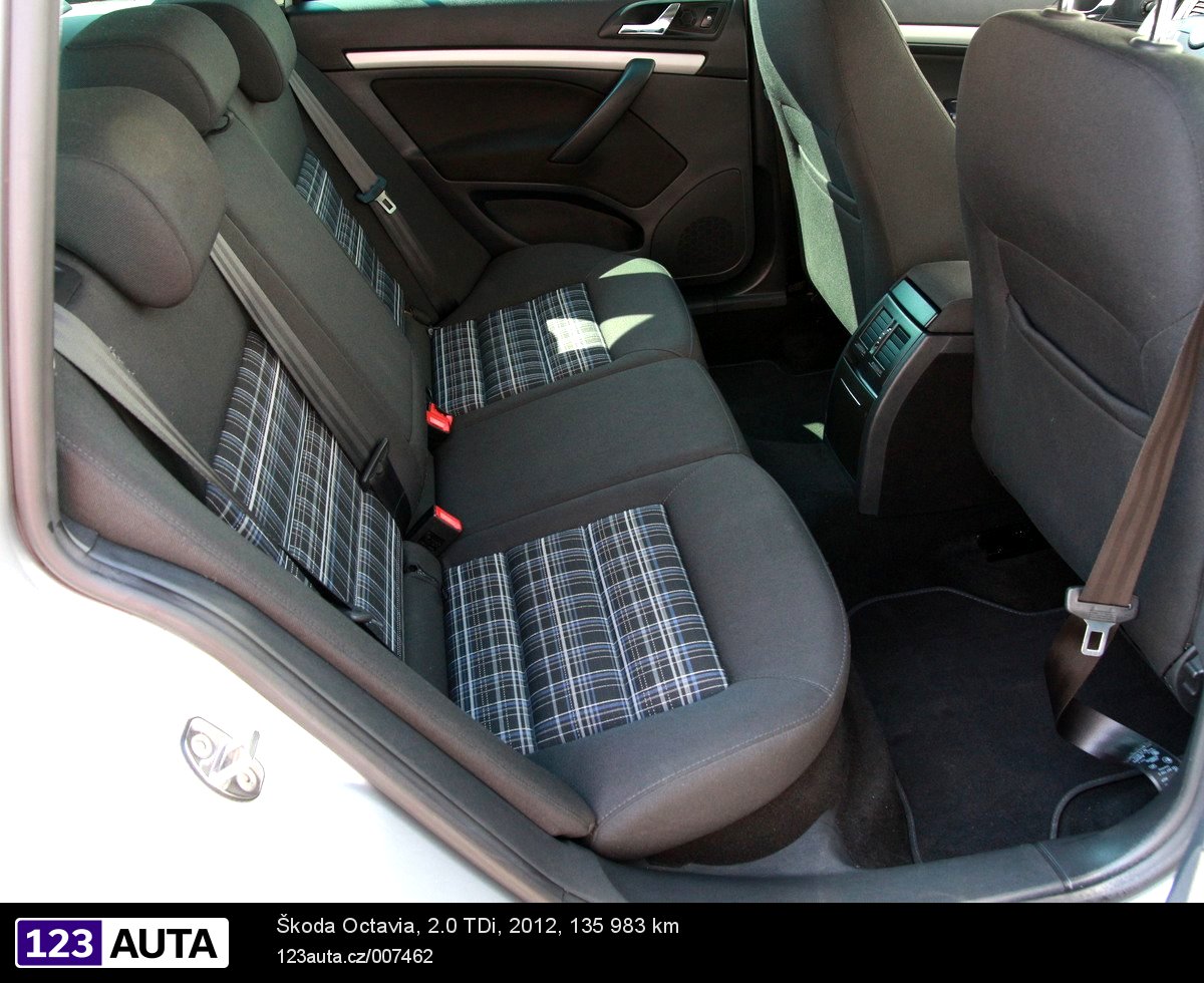 Škoda Octavia II, 2012 - pohled č. 17