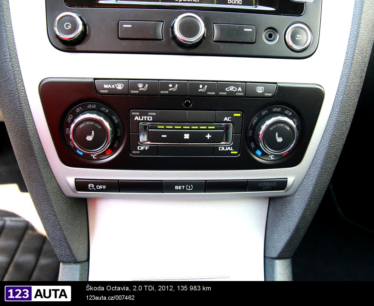 Škoda Octavia II, 2012 - pohled č. 22