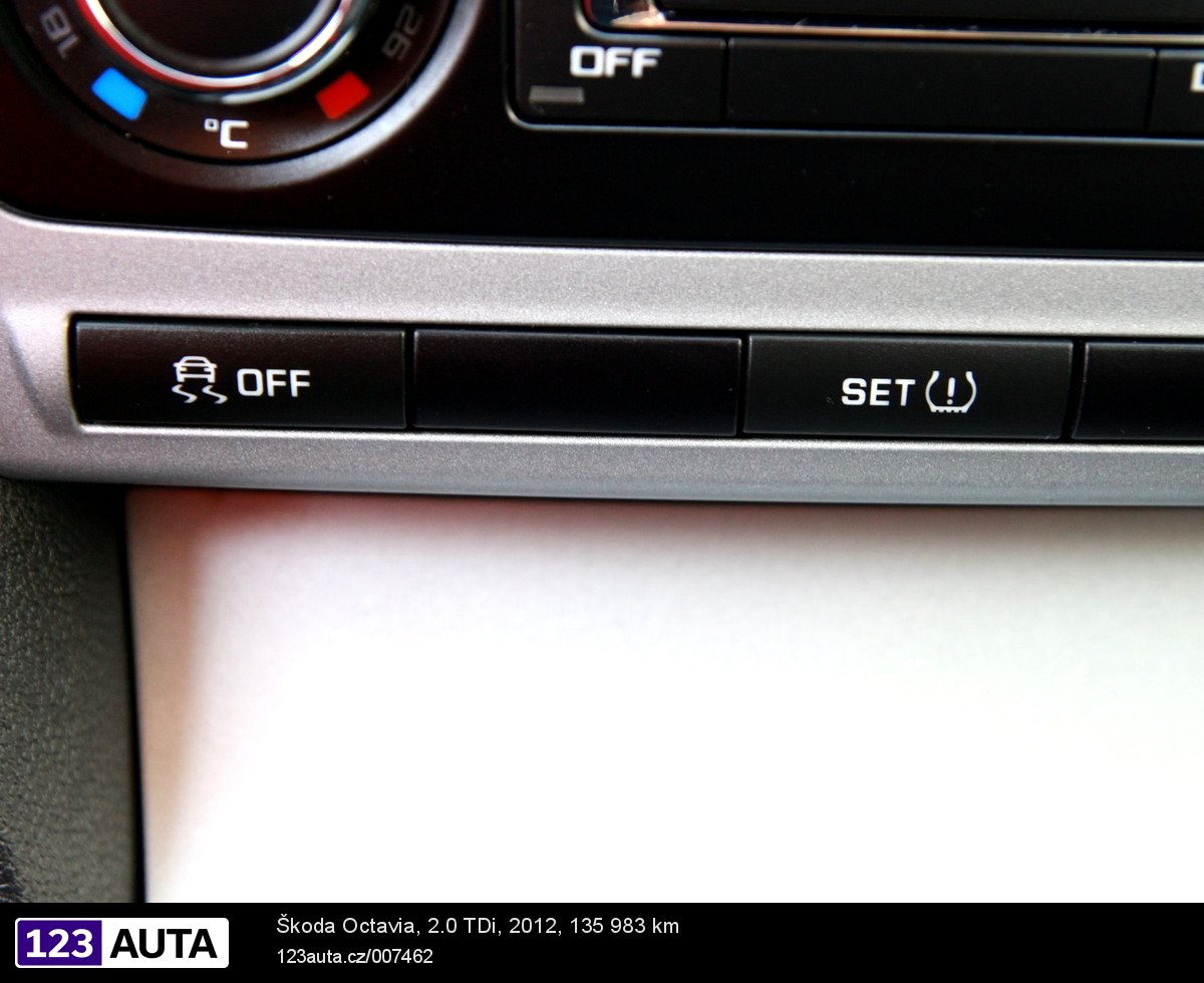 Škoda Octavia II, 2012 - pohled č. 24
