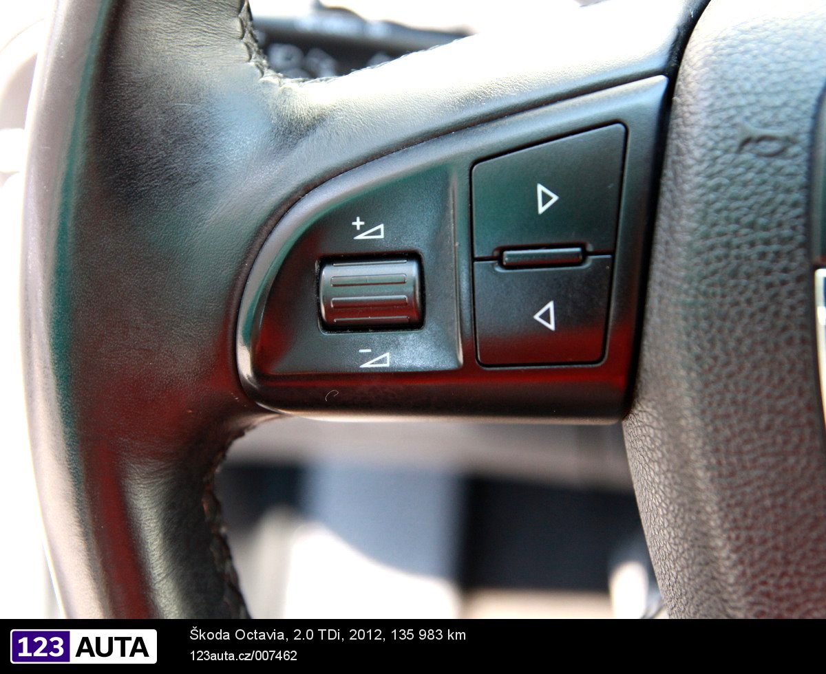 Škoda Octavia II, 2012 - pohled č. 25