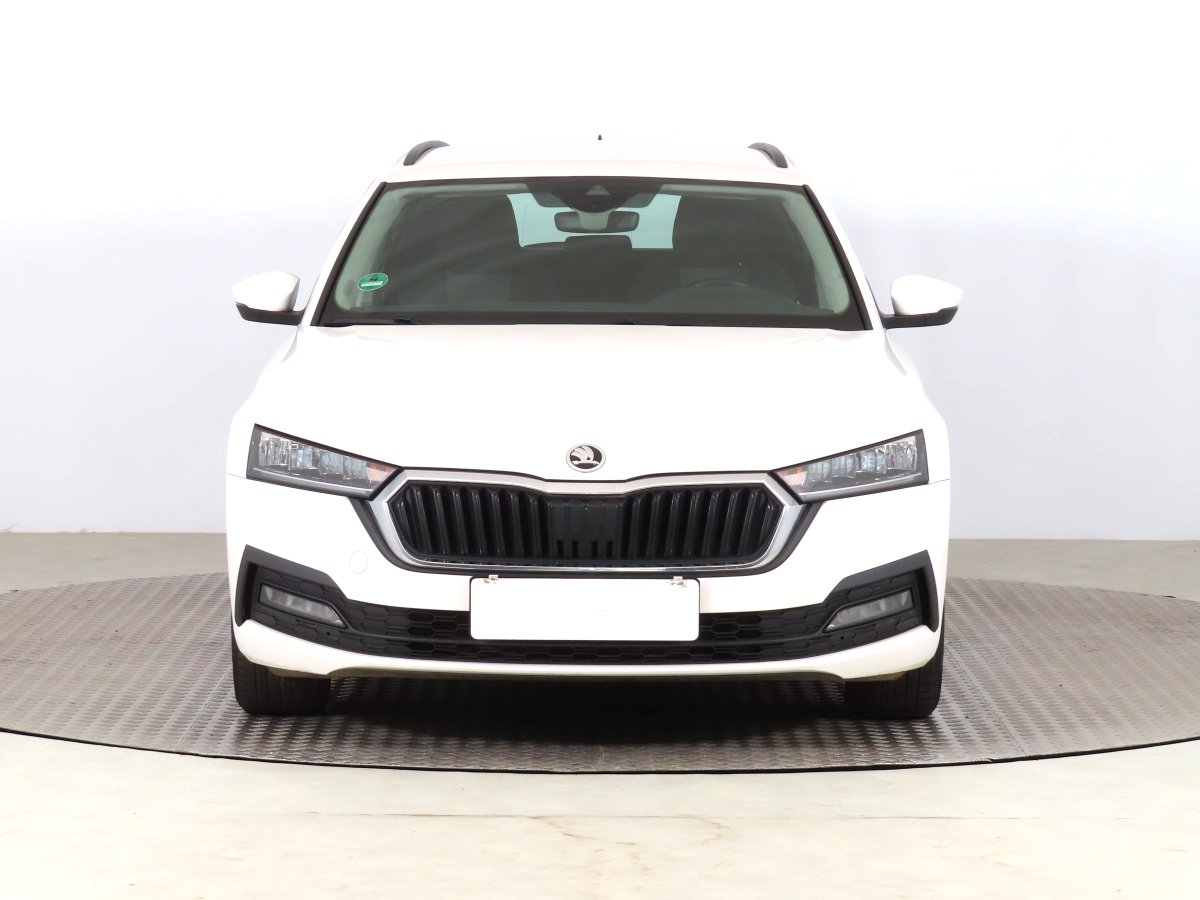 Škoda Octavia, 2020 - pohled č. 2