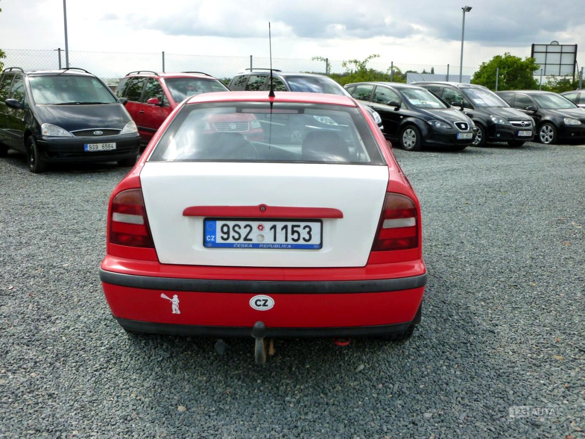 Škoda Octavia, 1997 - pohled č. 4