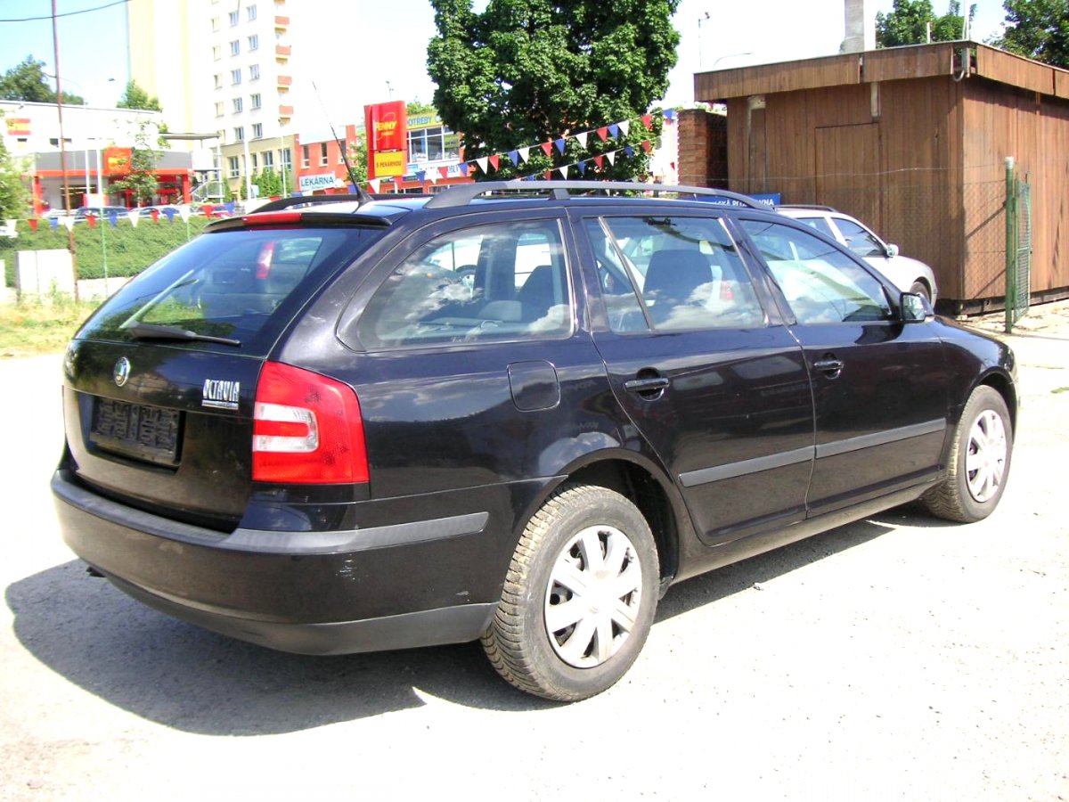 Škoda Octavia, 2005 - pohled č. 5