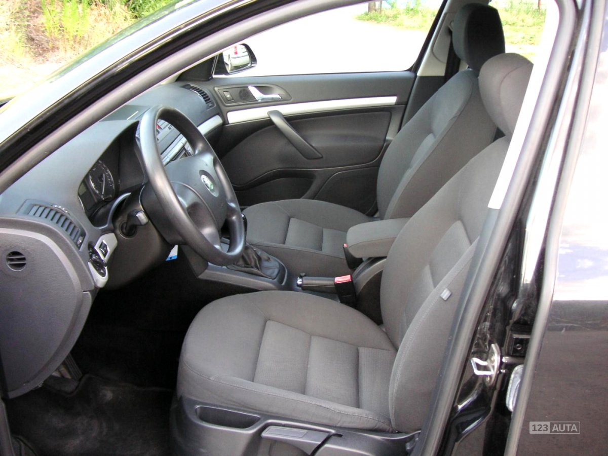 Škoda Octavia, 2005 - pohled č. 7