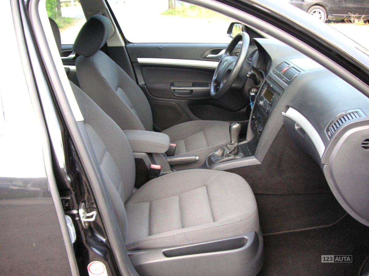 Škoda Octavia, 2005 - pohled č. 8