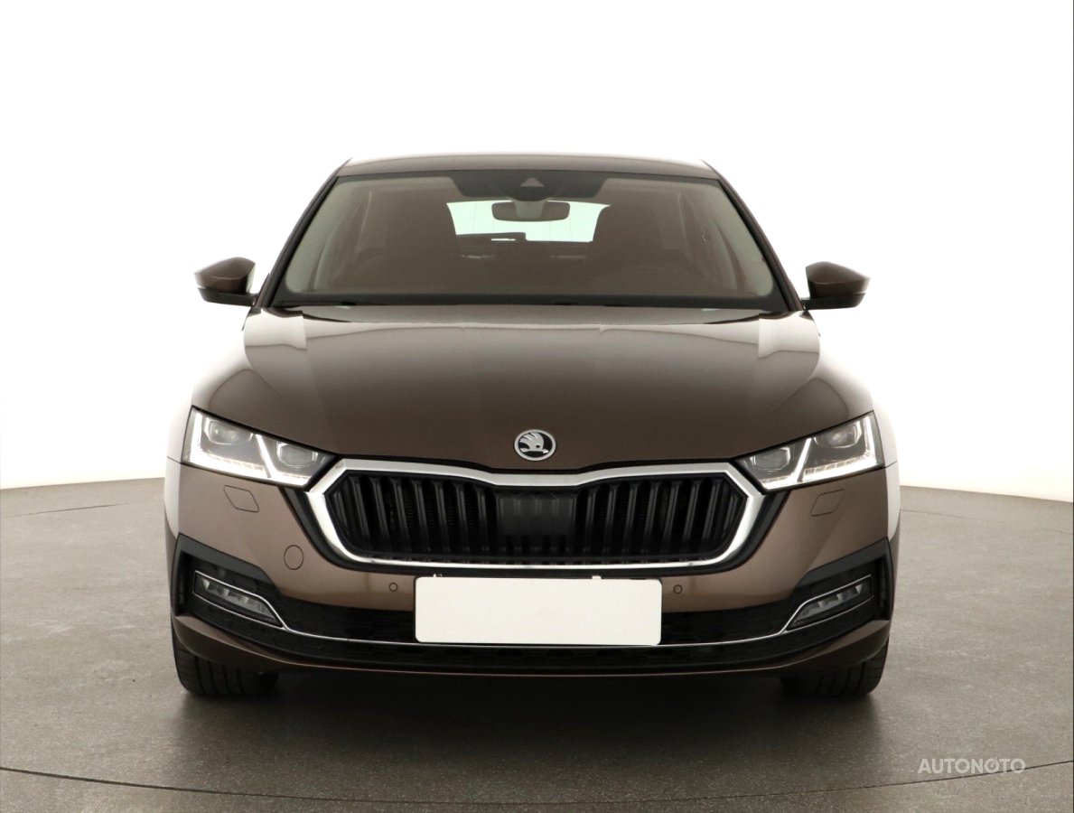 Škoda Octavia, 2020 - pohled č. 2