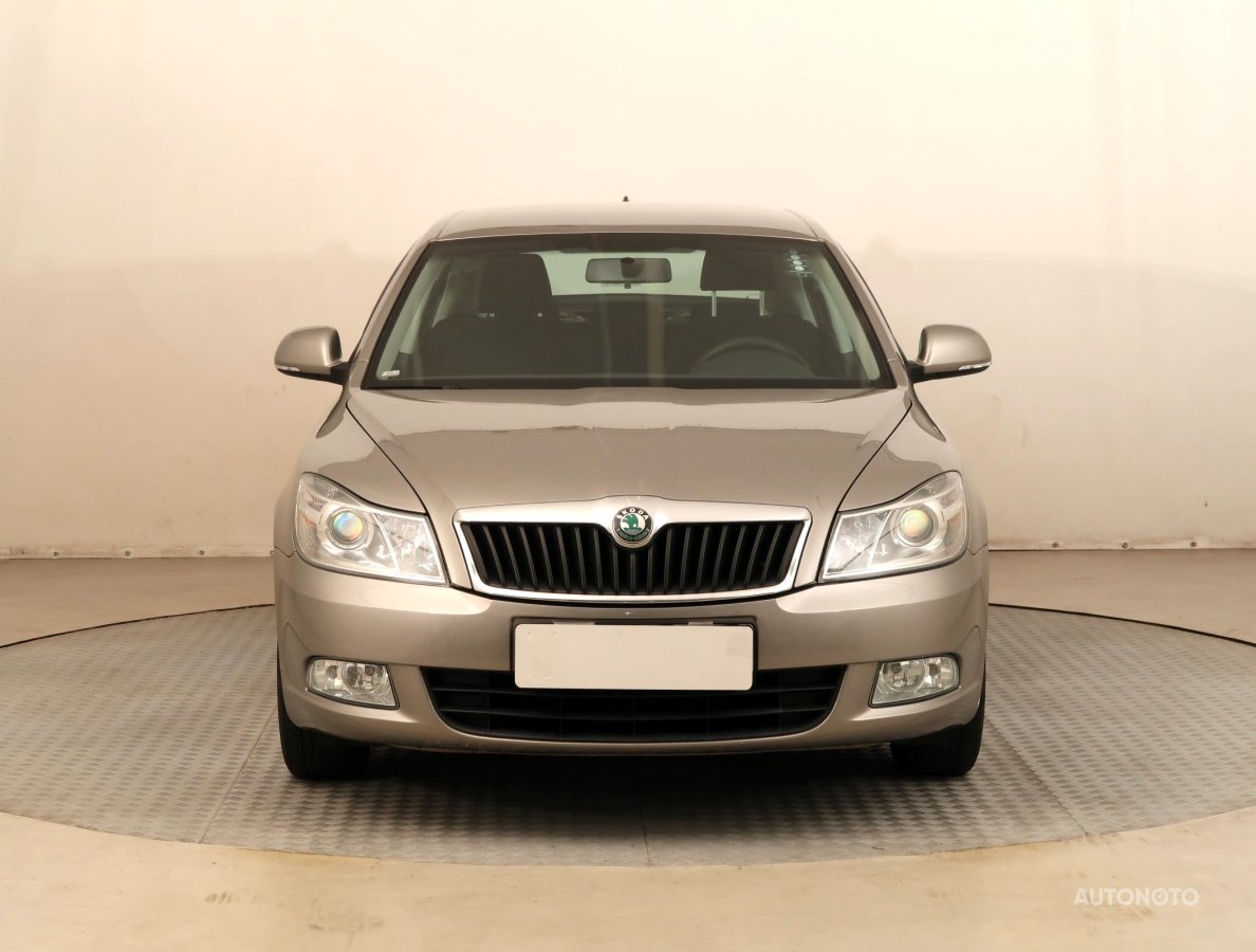 Škoda Octavia, 2011 - pohled č. 2