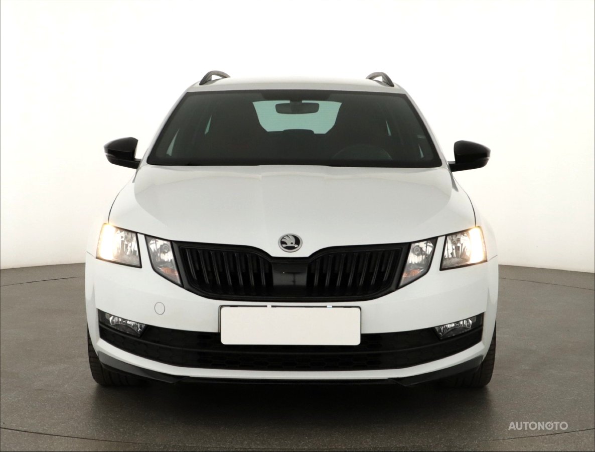 Škoda Octavia, 2020 - pohled č. 2