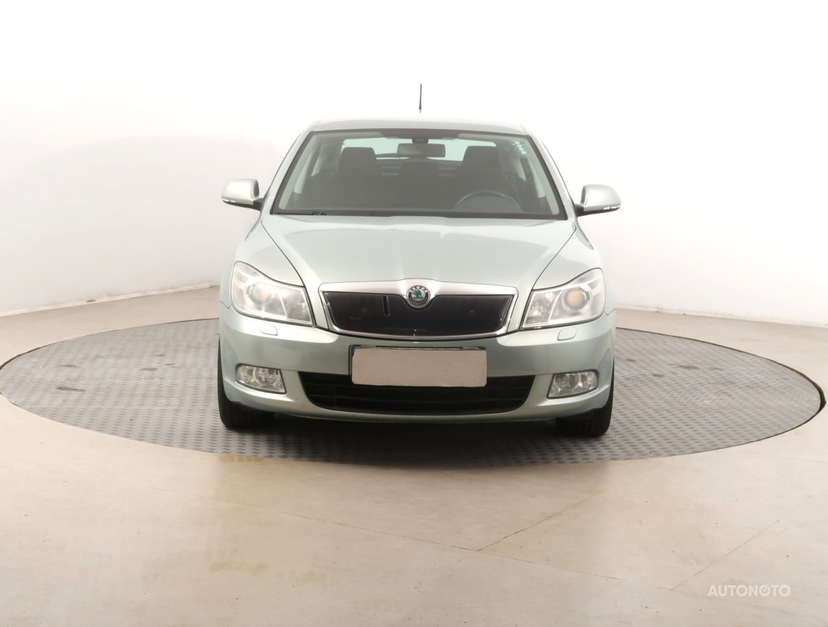 Škoda Octavia, 2012 - pohled č. 2