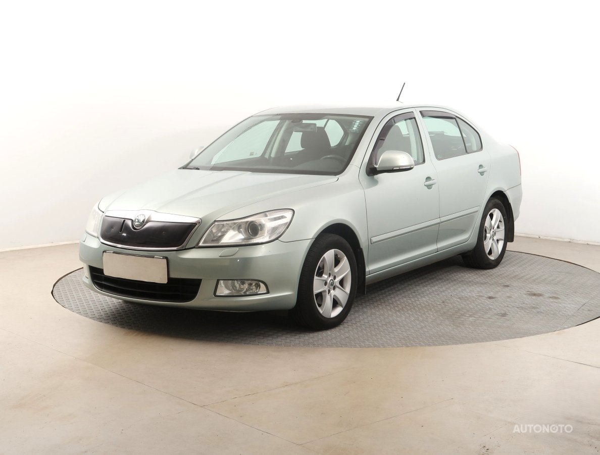 Škoda Octavia, 2012 - pohled č. 3