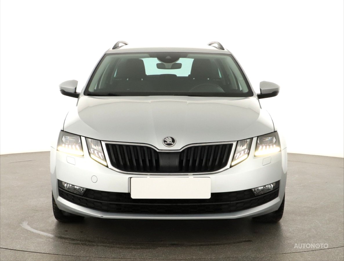 Škoda Octavia, 2019 - pohled č. 2