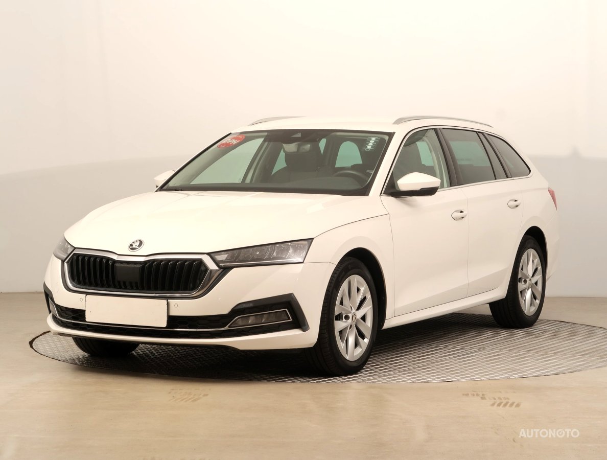 Škoda Octavia, 2020 - pohled č. 3