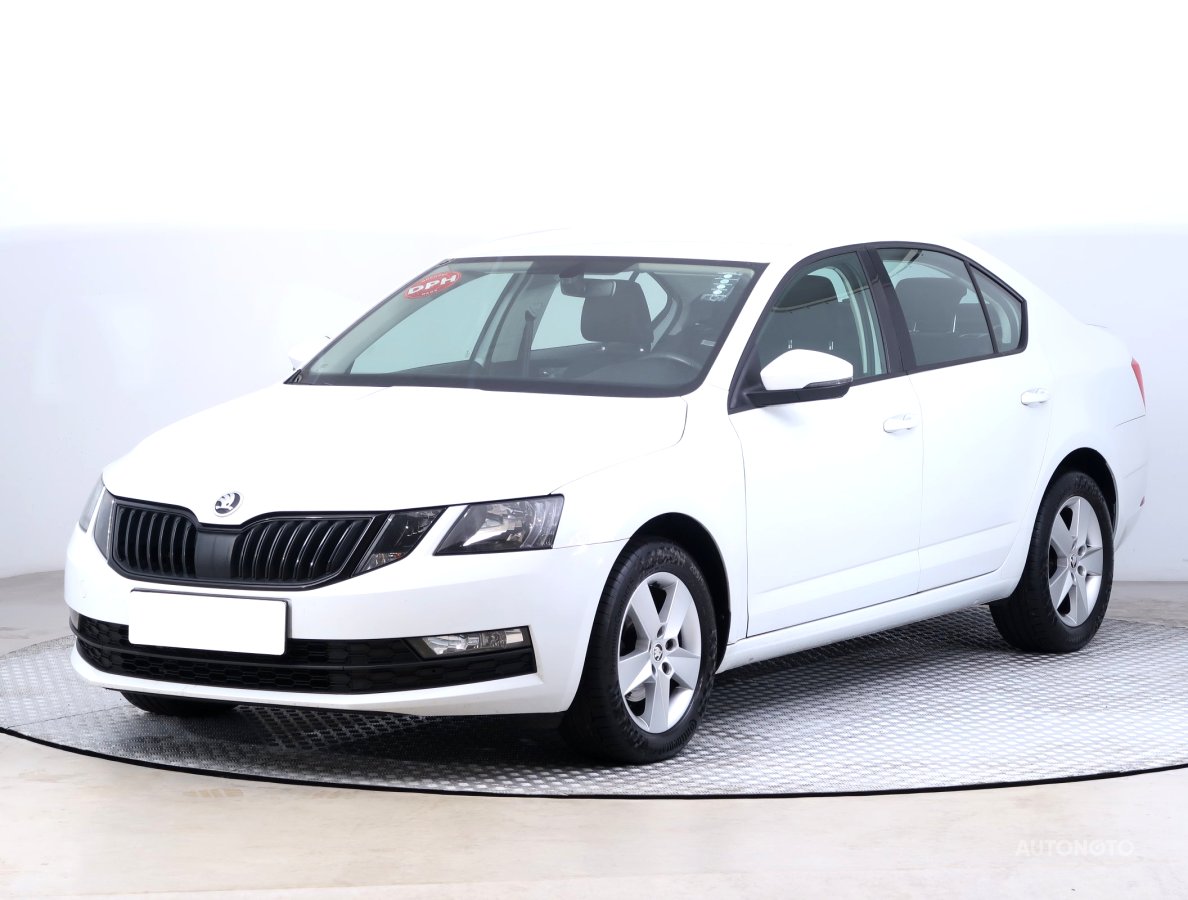 Škoda Octavia, 2018 - pohled č. 3