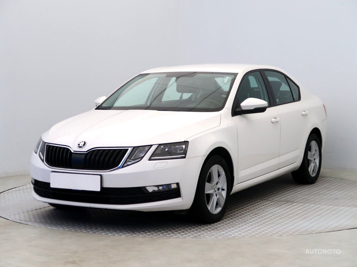 Škoda Octavia, 2018 - pohled č. 3