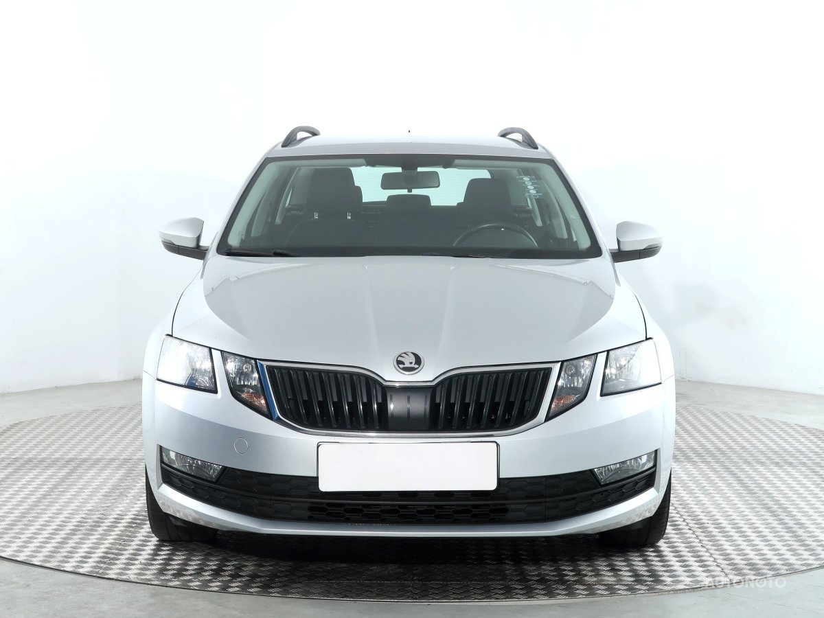 Škoda Octavia, 2020 - pohled č. 2