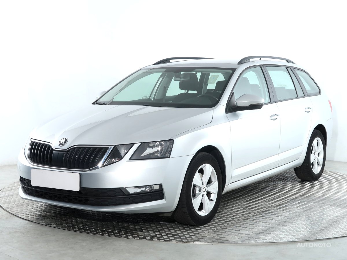 Škoda Octavia, 2020 - pohled č. 3