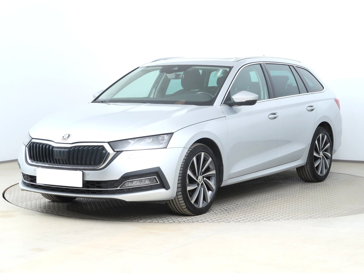 Škoda Octavia, 2020 - pohled č. 3
