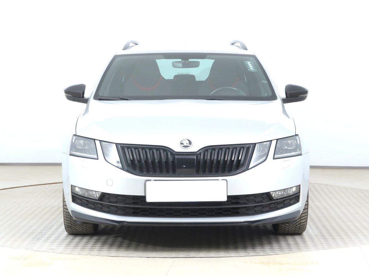 Škoda Octavia, 2019 - pohled č. 2