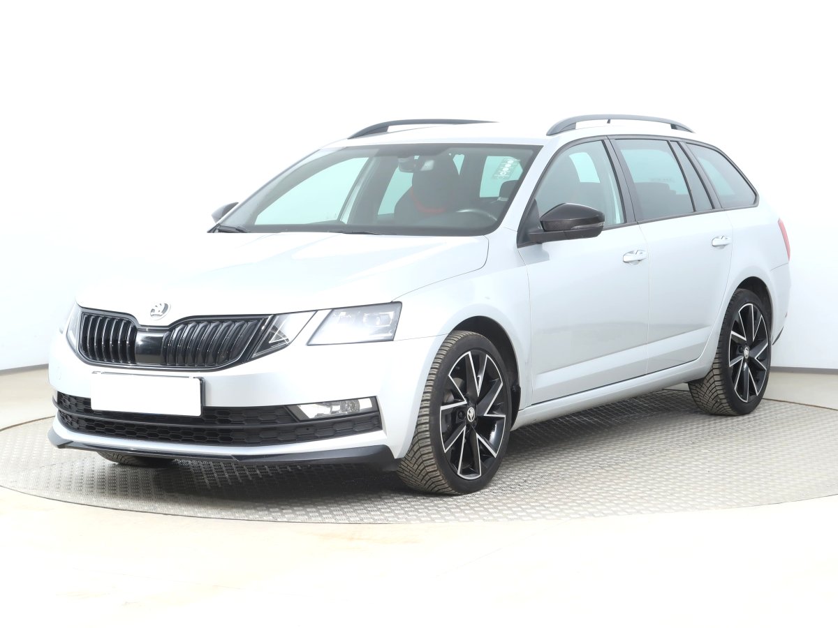 Škoda Octavia, 2019 - pohled č. 3