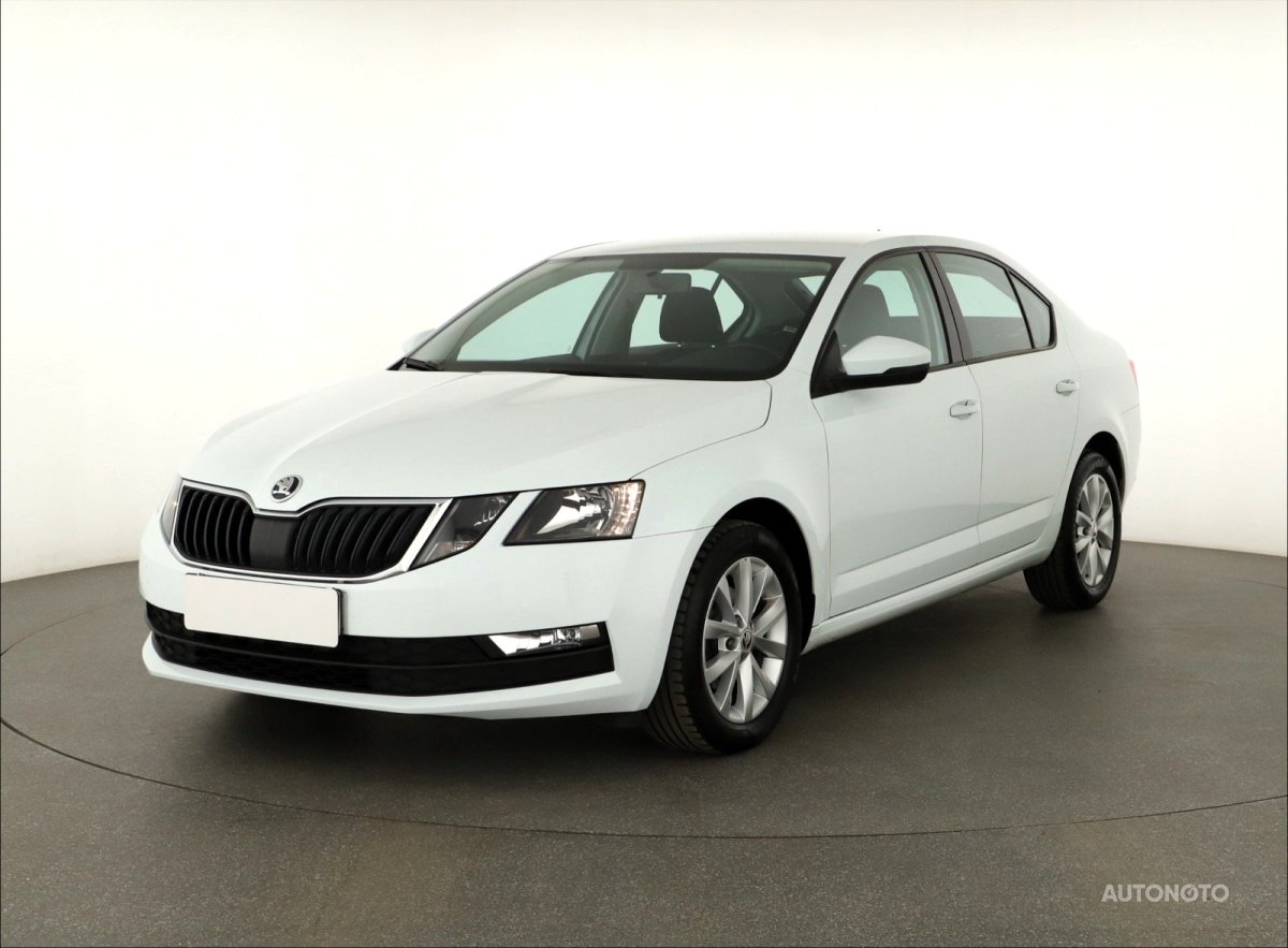 Škoda Octavia, 2019 - pohled č. 3