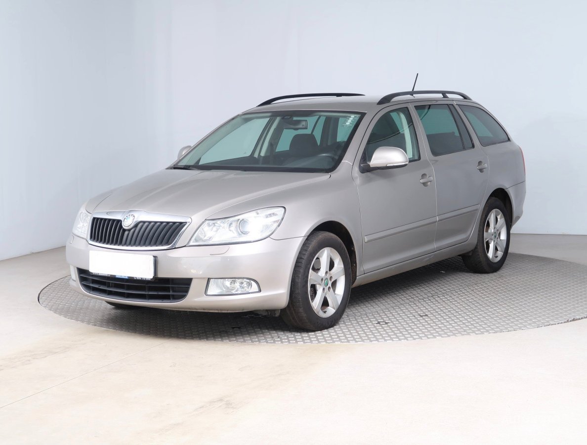 Škoda Octavia, 2011 - pohled č. 3