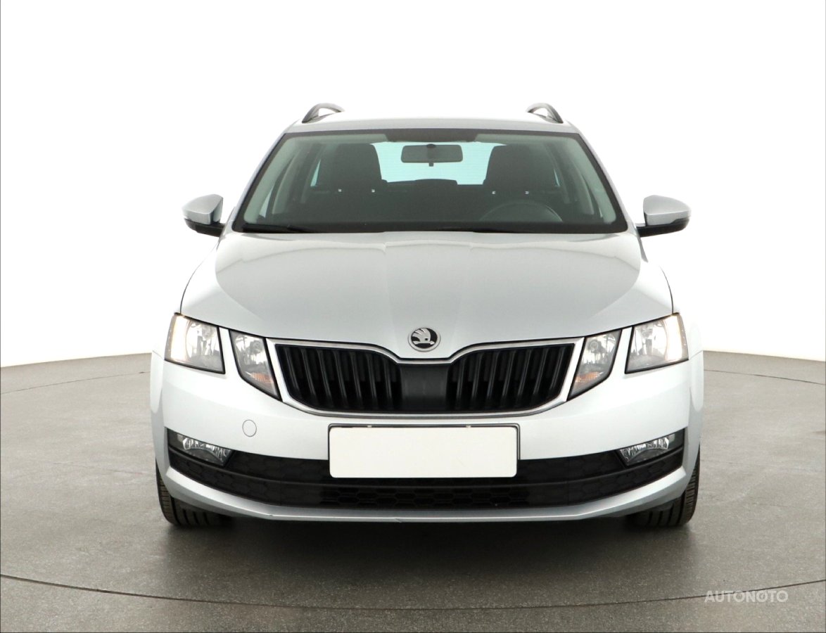 Škoda Octavia, 2019 - pohled č. 2