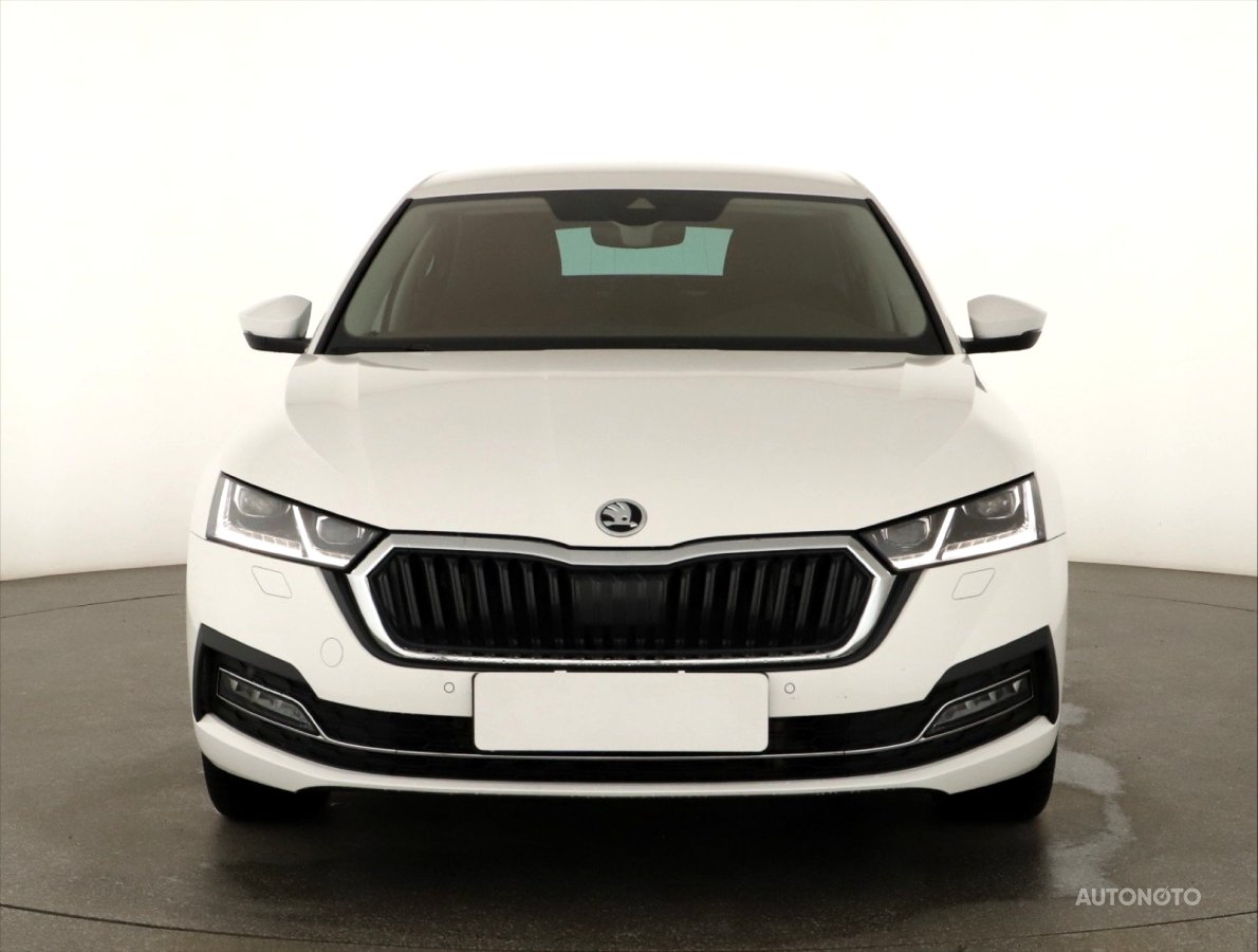 Škoda Octavia, 2024 - pohled č. 2