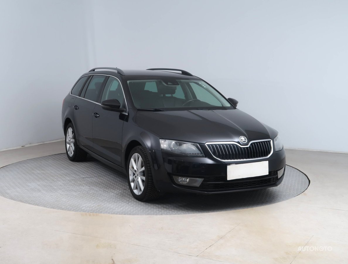 Škoda Octavia, 2013 - celkový pohled