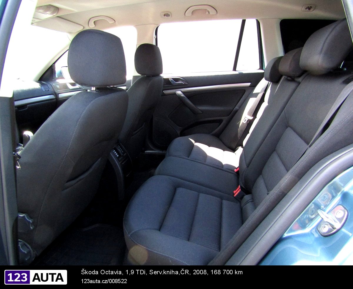 Škoda Octavia, 2008 - pohled č. 15