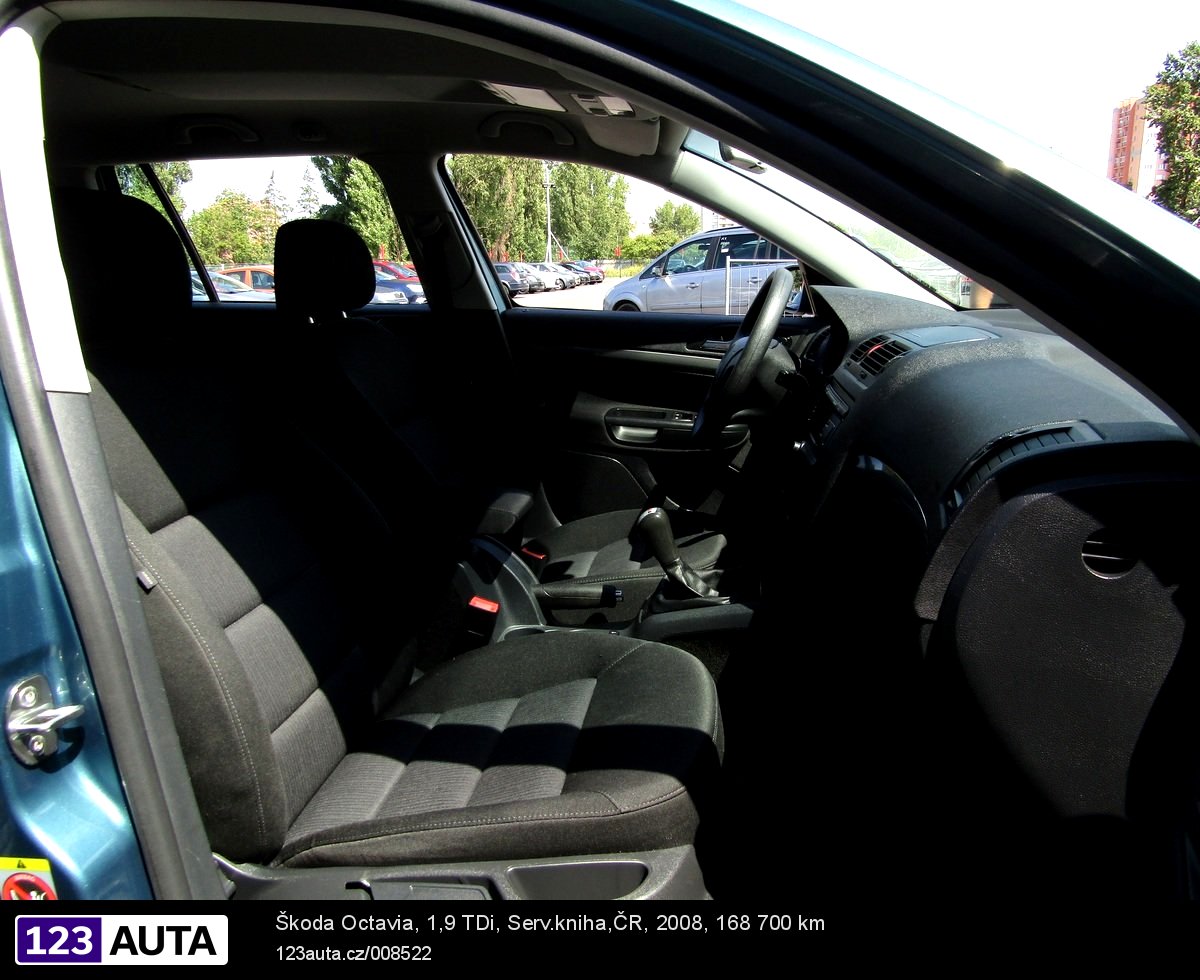Škoda Octavia, 2008 - pohled č. 16