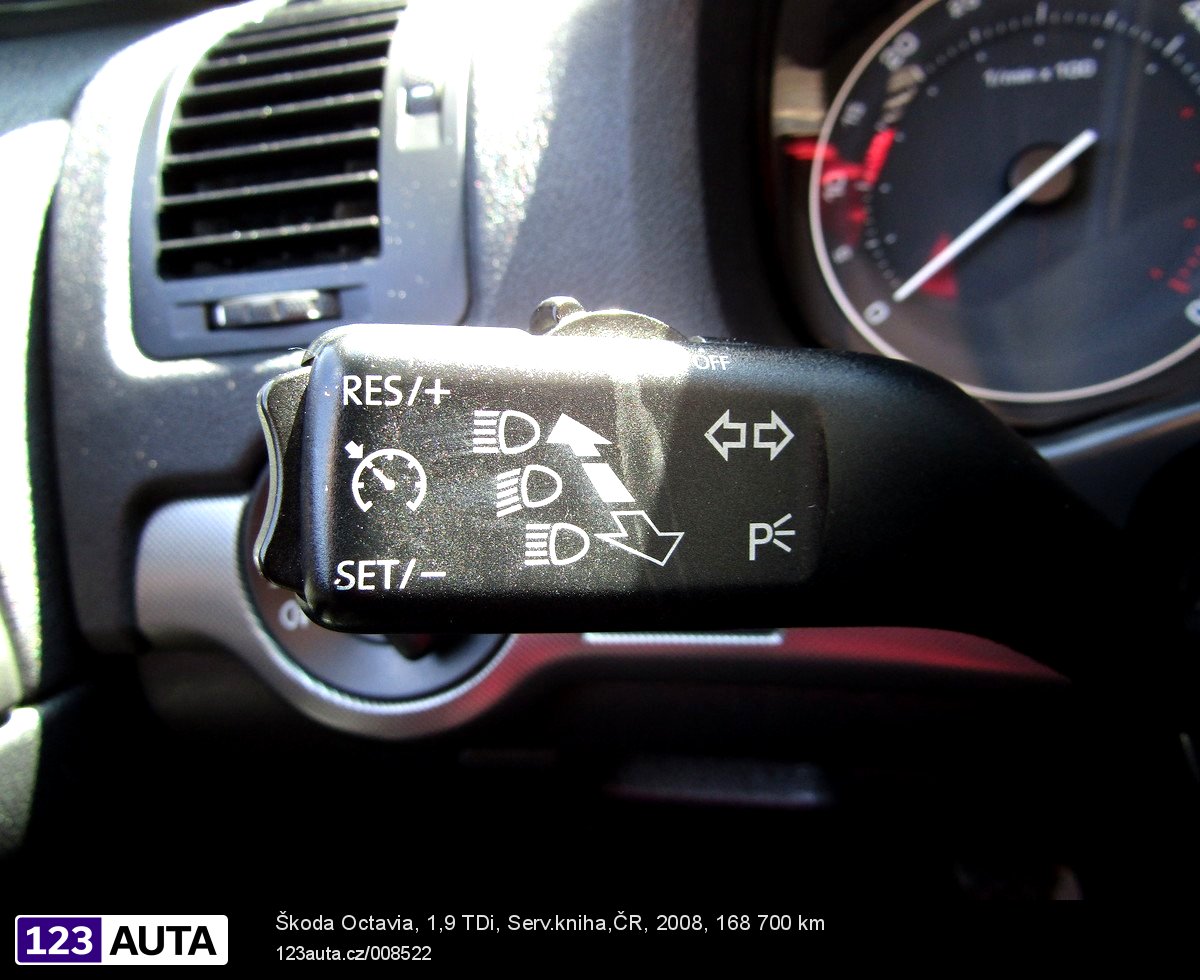 Škoda Octavia, 2008 - pohled č. 20