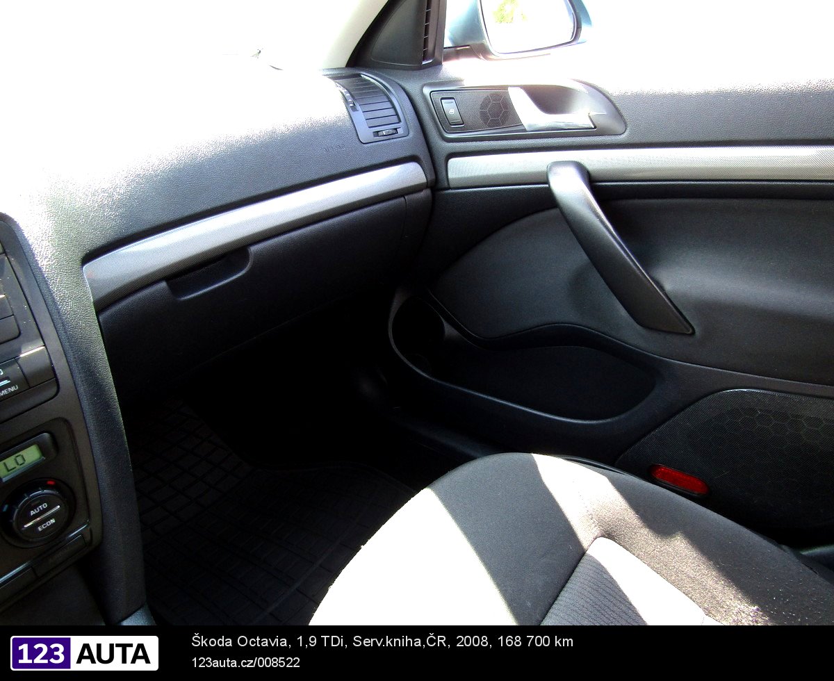 Škoda Octavia, 2008 - pohled č. 23