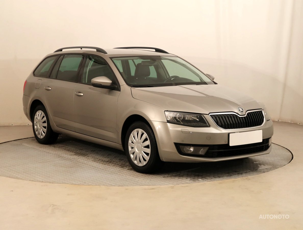 Škoda Octavia, 2013 - celkový pohled
