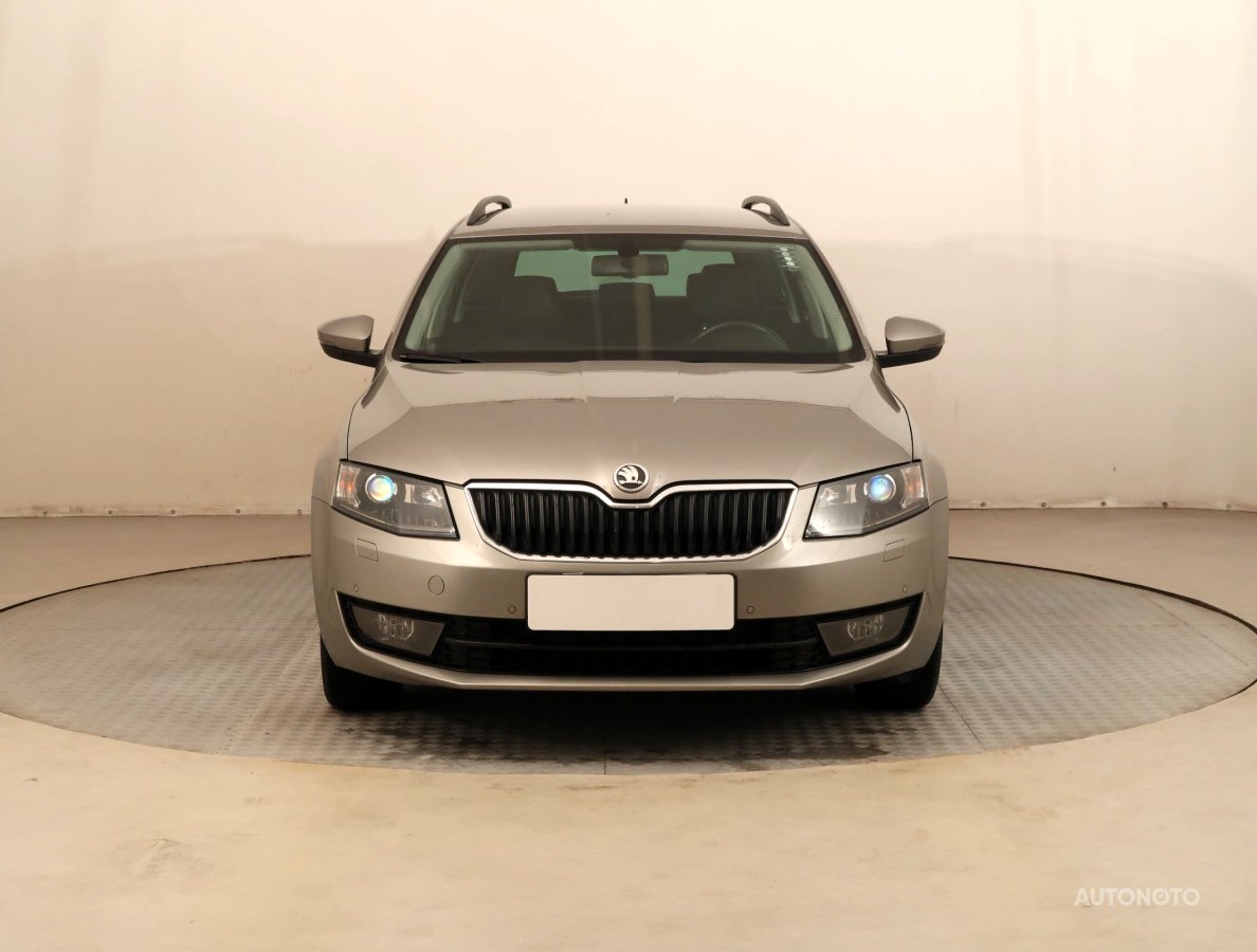 Škoda Octavia, 2013 - pohled č. 2