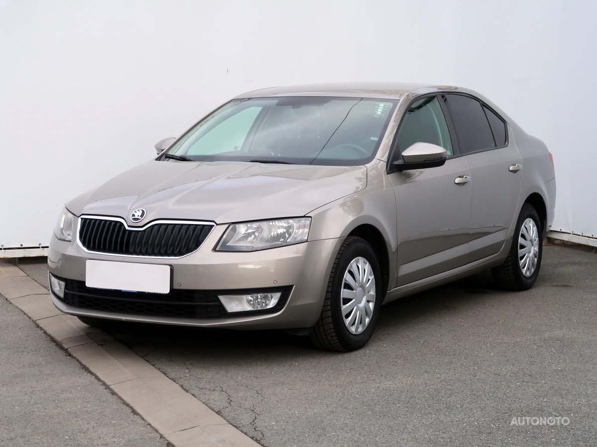 Škoda Octavia, 2013 - pohled č. 3