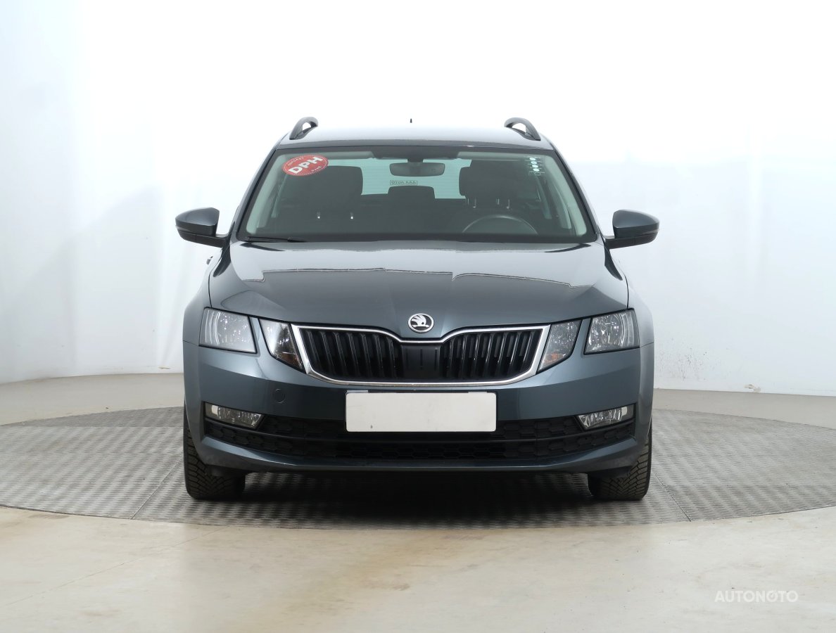 Škoda Octavia, 2020 - pohled č. 2