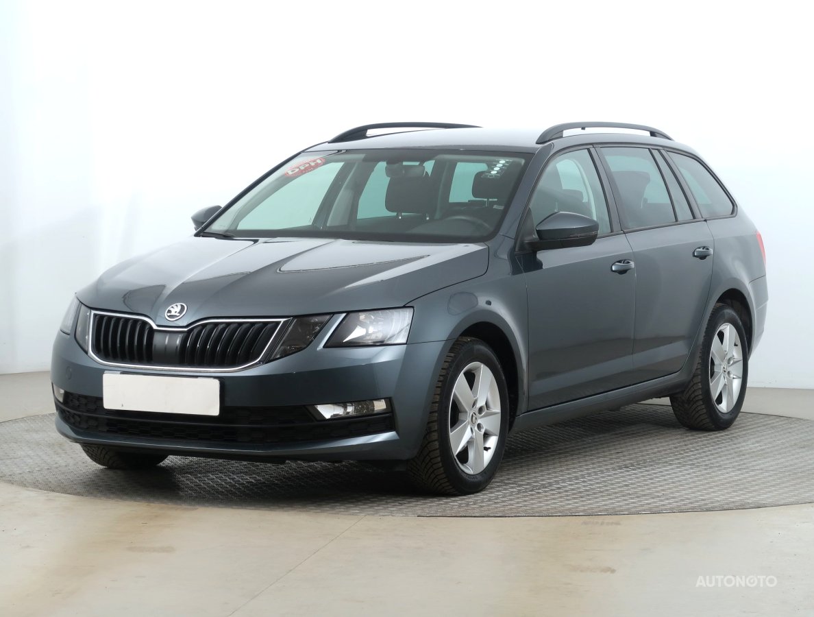 Škoda Octavia, 2020 - pohled č. 3