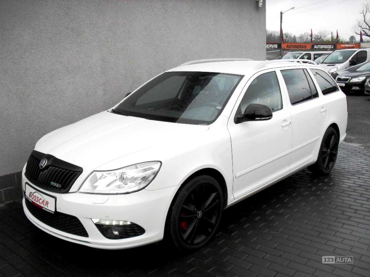 Škoda Octavia, 2011 - celkový pohled