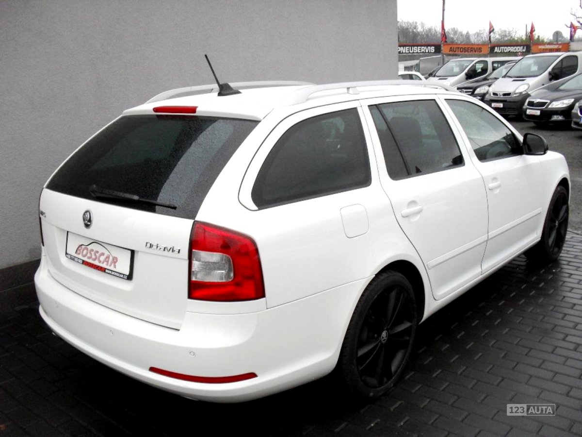 Škoda Octavia, 2011 - pohled č. 5
