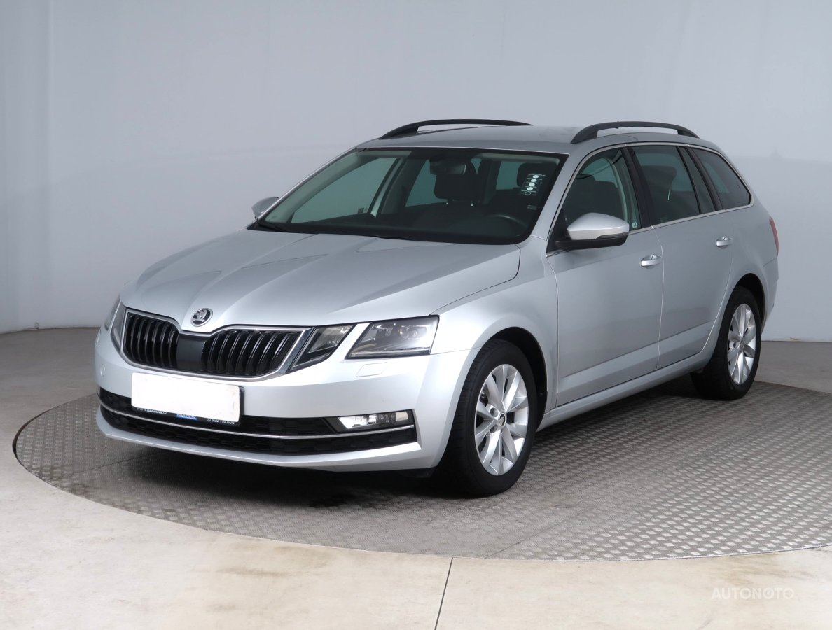 Škoda Octavia, 2017 - pohled č. 3