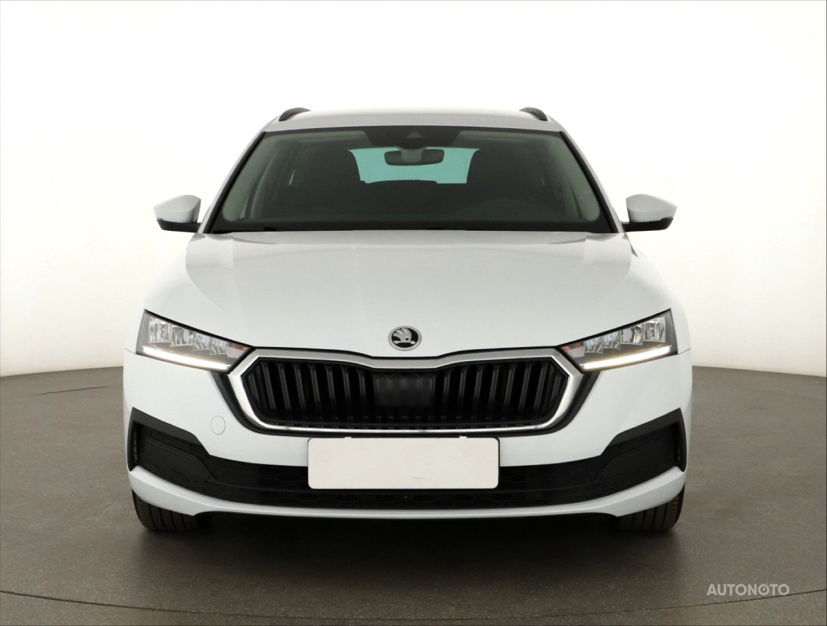 Škoda Octavia, 2020 - pohled č. 2