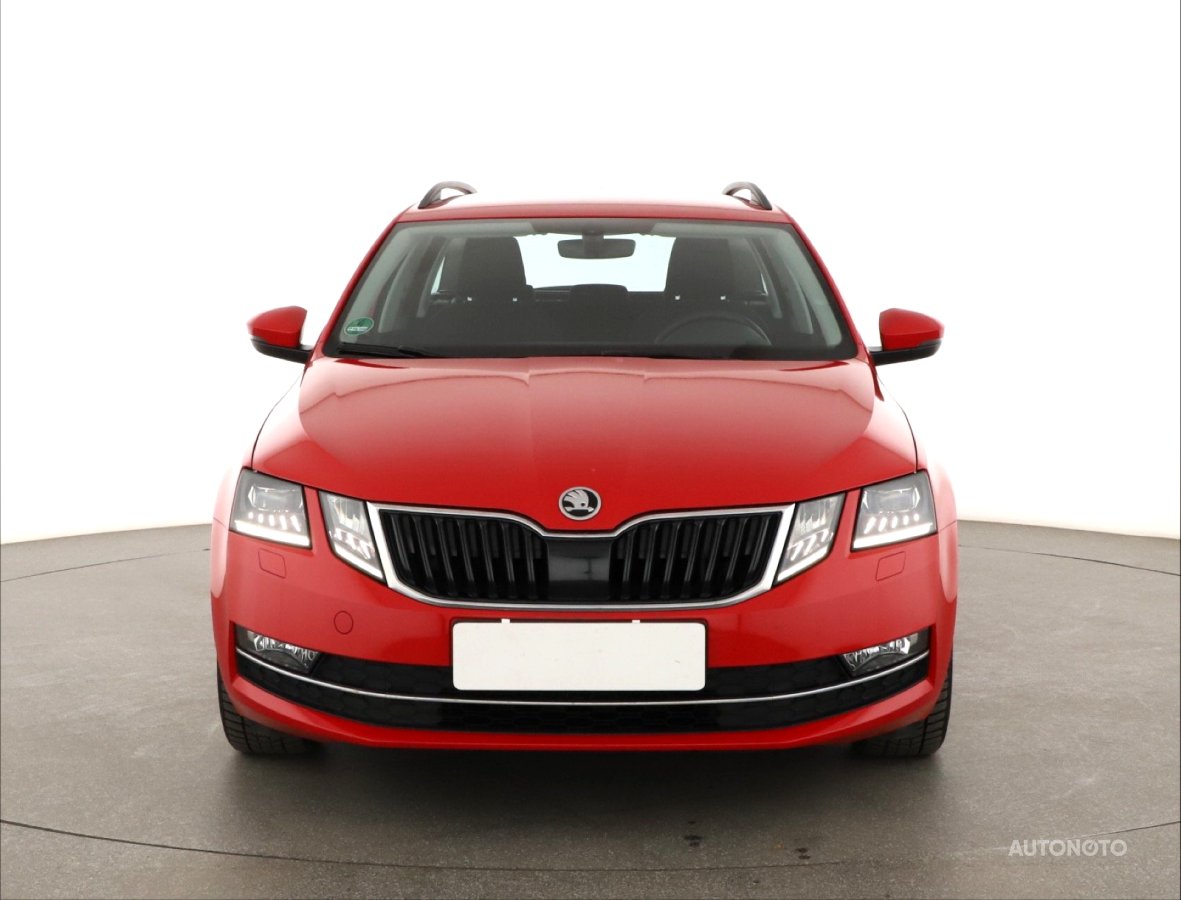Škoda Octavia, 2018 - pohled č. 2