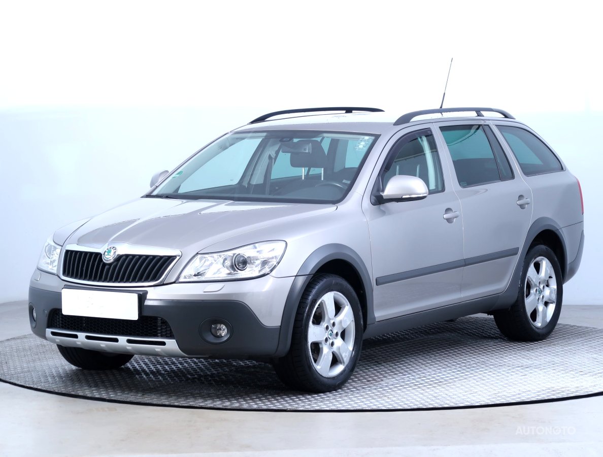 Škoda Octavia, 2012 - pohled č. 3
