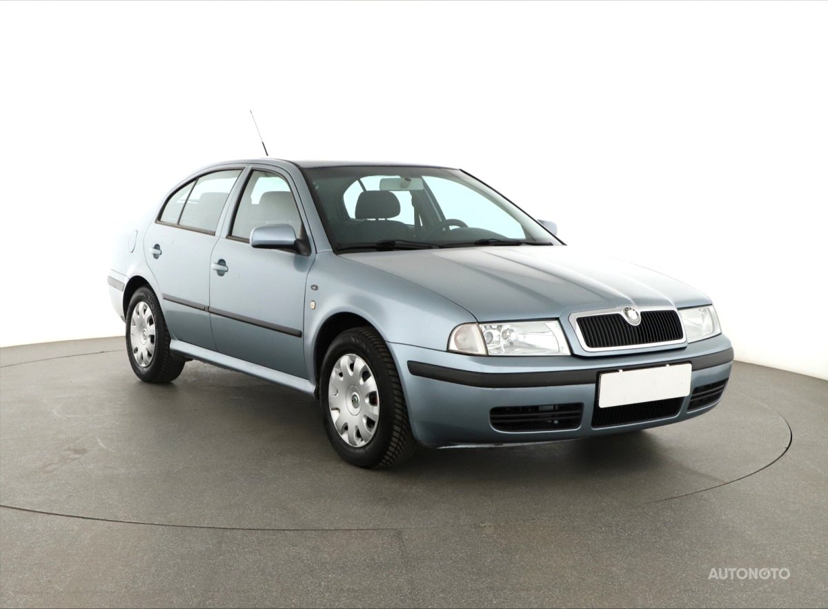 Škoda Octavia, 2002 - celkový pohled