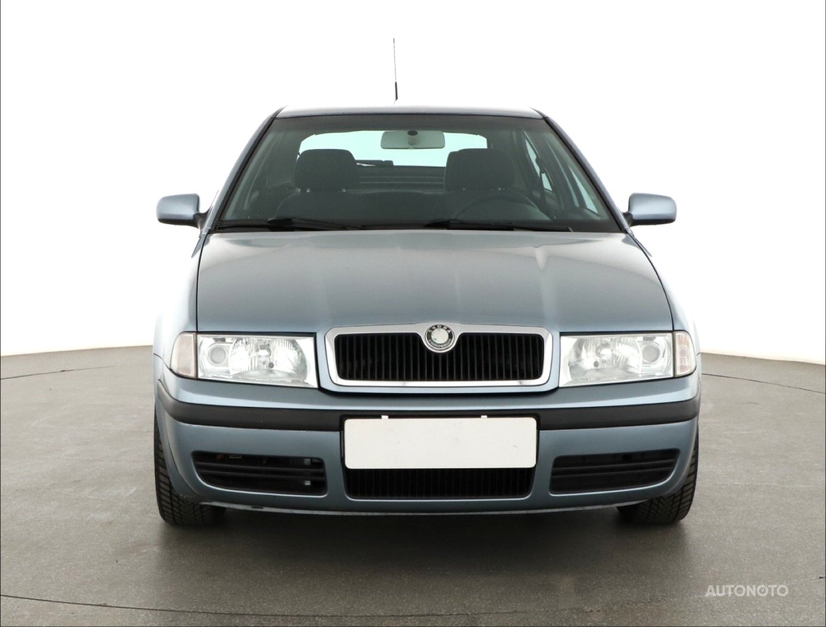 Škoda Octavia, 2002 - pohled č. 2