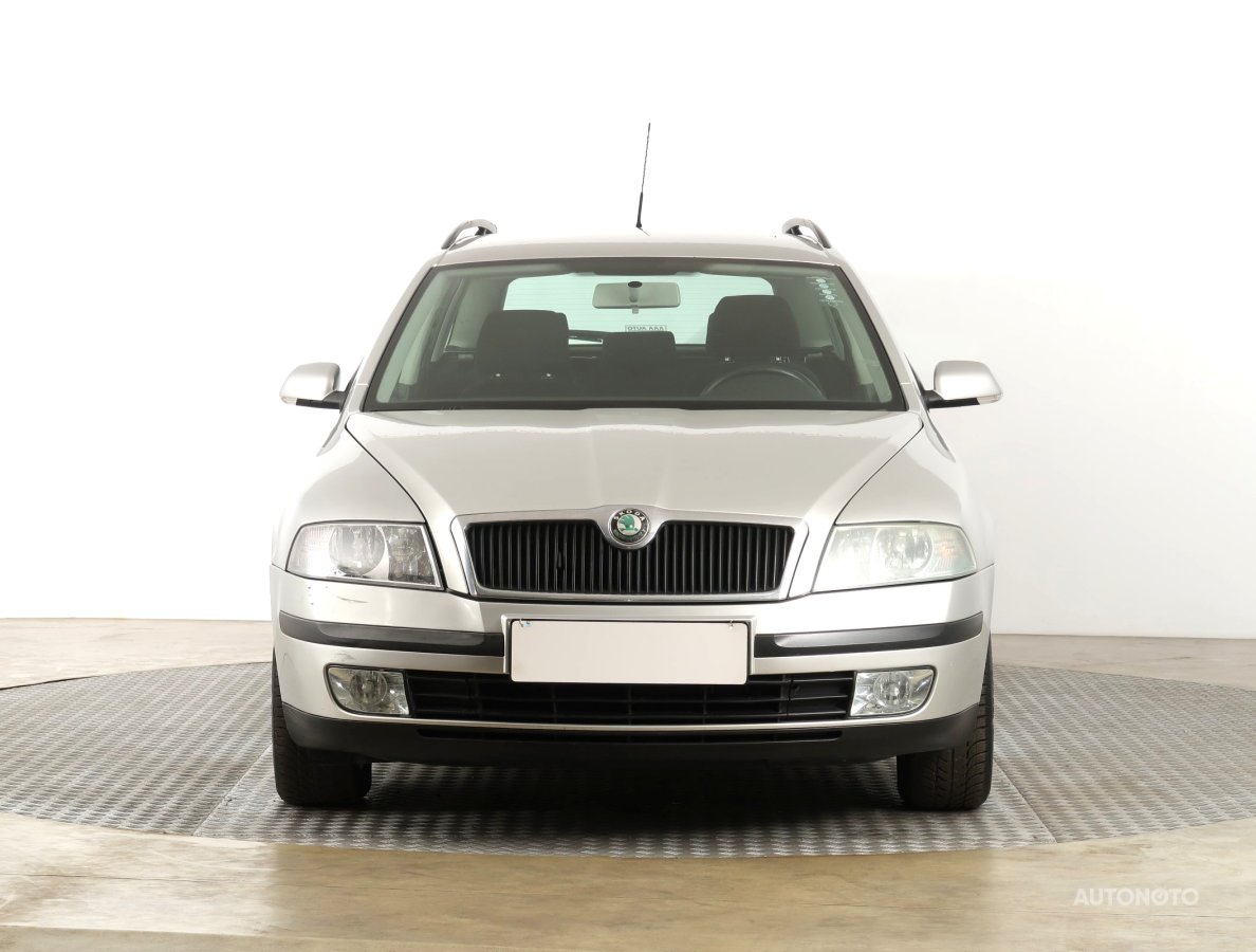 Škoda Octavia, 2006 - pohled č. 2