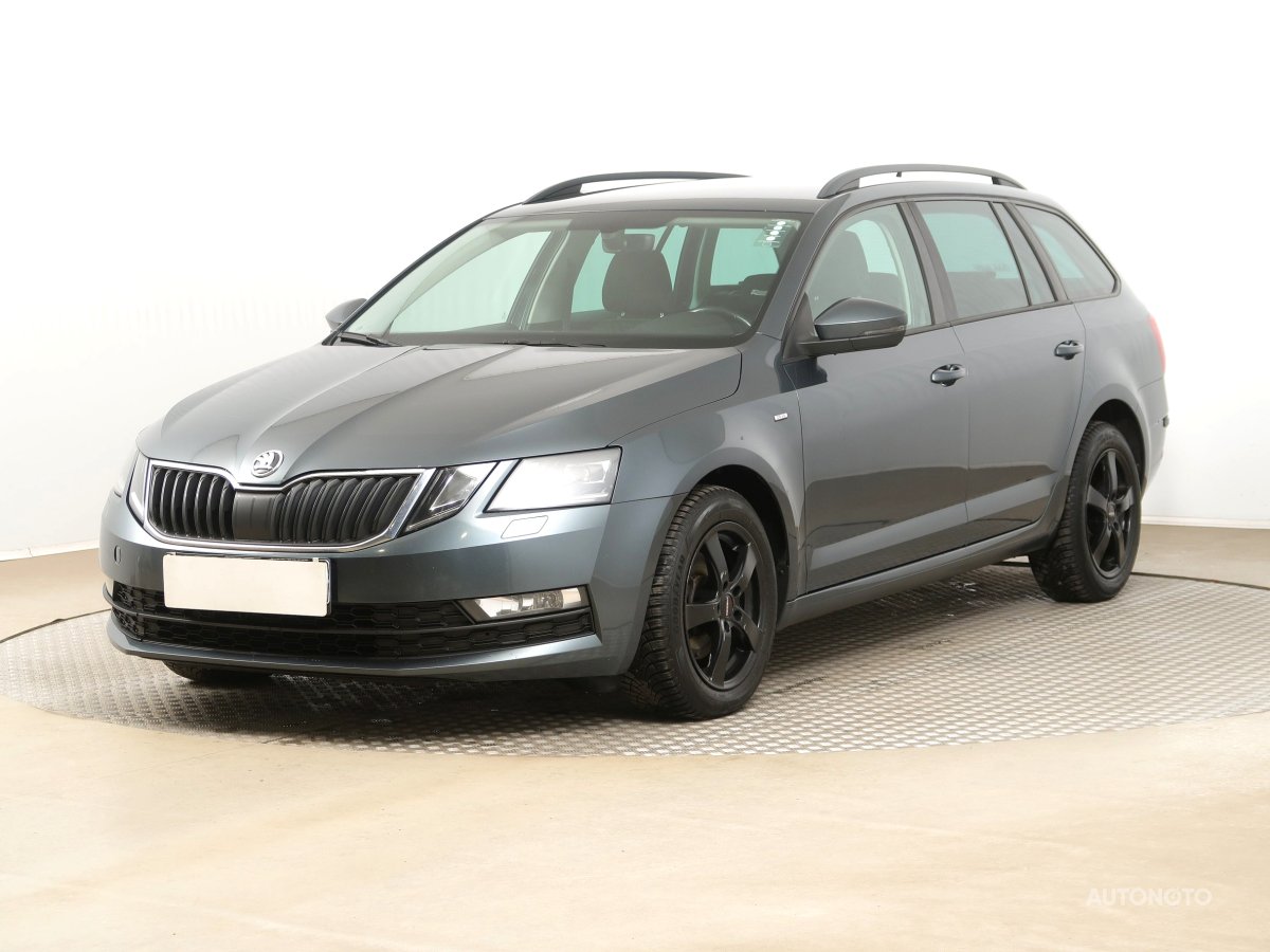 Škoda Octavia, 2017 - pohled č. 3
