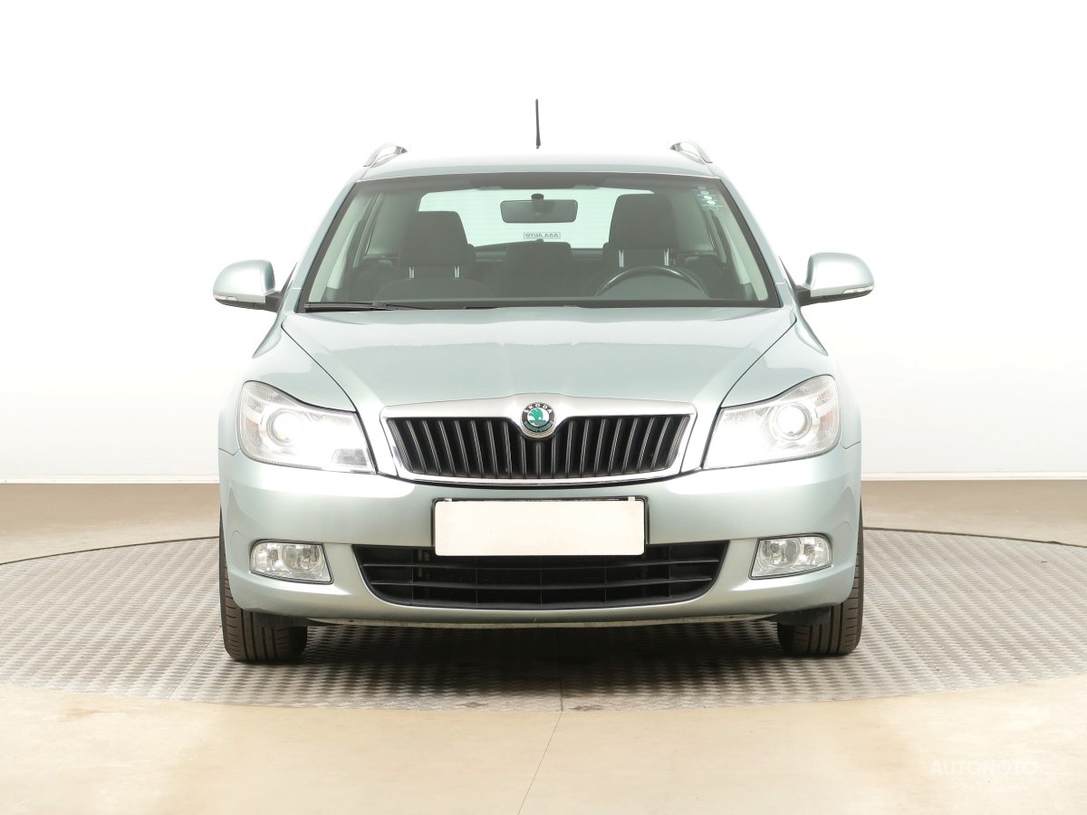 Škoda Octavia, 2011 - pohled č. 2